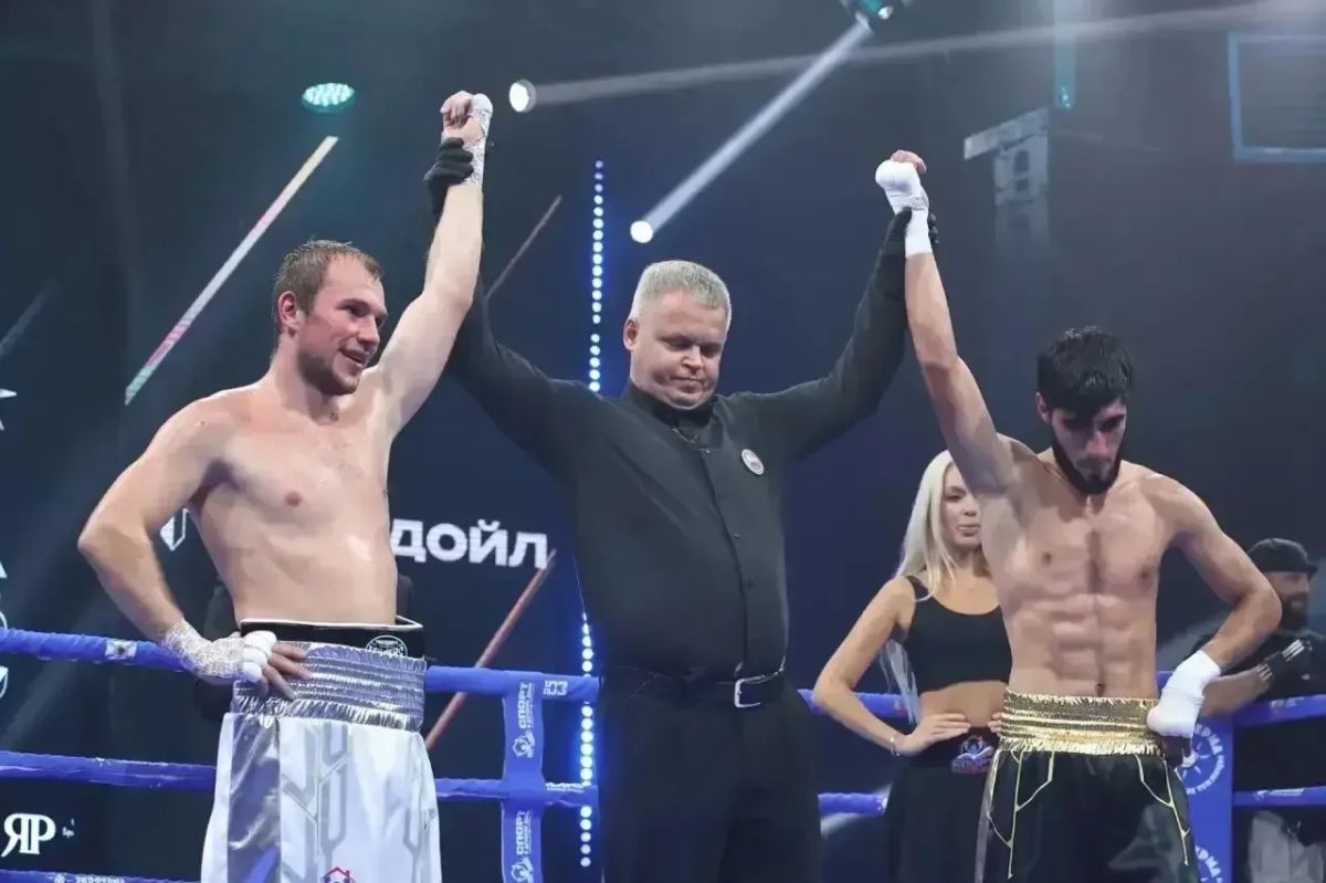 За титул WBA Asia: на «Марсовом поле» стартовал вечер профессионального бокса За титул WBA Asia: на «Марсовом поле» стартовал вечер профессионального бокса