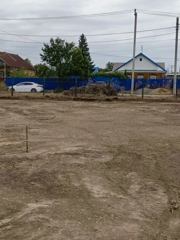 Спортивные площадки в Орске: работы продолжаются Спортивные площадки в Орске: работы продолжаются