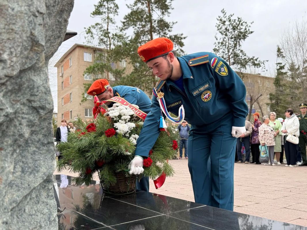 Орчане отдали дань уважения ликвидаторам и почтили память жертв радиационных катастроф: 14 сентября исполнилось 72 года со дня Тоцких учений Орчане отдали дань уважения ликвидаторам и почтили память жертв радиационных катастроф: 14 сентября исполнилось 72 года со дня Тоцких учений