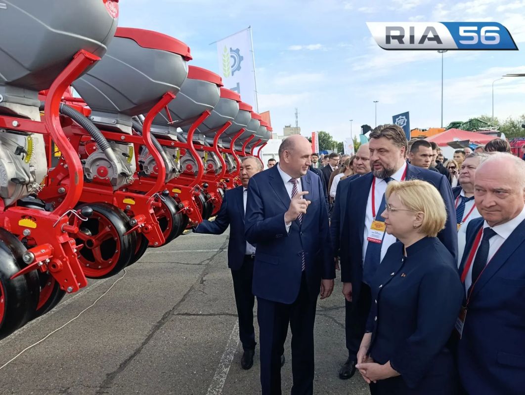 Более 130 компаний привезли свои достижения на «Меновой двор» в Оренбурге Более 130 компаний привезли свои достижения на «Меновой двор» в Оренбурге