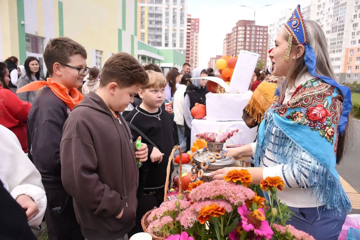 В Оренбурге продолжается голосование на выборах депутатов Государственной Думы РФ и Законодательного Собрания Оренбургской области В Оренбурге продолжается голосование на выборах депутатов Государственной Думы РФ и Законодательного Собрания Оренбургской области