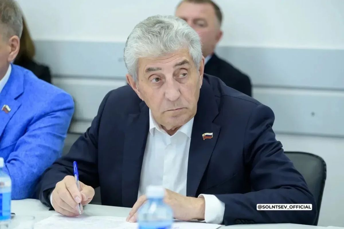 Сергей Грачев выдвинут на пост председателя Заксобрания Оренбуржья Сергей Грачев выдвинут на пост председателя Заксобрания Оренбуржья