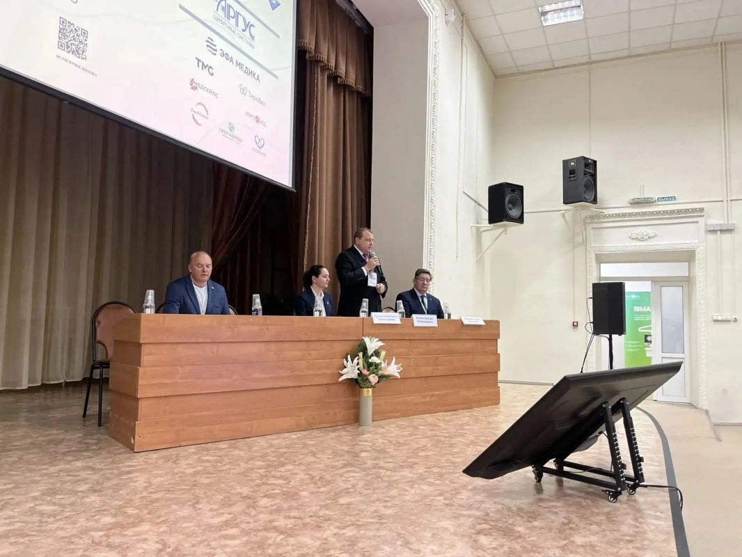 В Оренбурге проходит ключевое событие в области хирургической эндокринологии В Оренбурге проходит ключевое событие в области хирургической эндокринологии