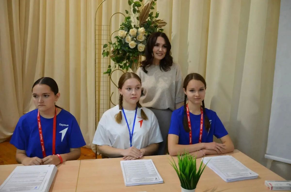 Выбираем Первых!. Сегодня, 29 сентября, в Оренбургской области вновь открылись избирательные участки: молодёжь региона выбирает своих лидеров Выбираем Первых!. Сегодня, 29 сентября, в Оренбургской области вновь открылись избирательные участки: молодёжь региона выбирает своих лидеров