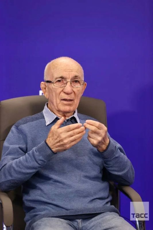 Почему не могут найти "орского маньяка", могут ли экстрасенсы помочь в поисках серийных убийц и скольких человек можно было спасти, если бы следователи не гнались за раскрытием дела школьницы Елены Закотновой, рассказал ТАСС... Почему не могут найти "орского маньяка", могут ли экстрасенсы помочь в поисках серийных убийц и скольких человек можно было спасти, если бы следователи не гнались за раскрытием дела школьницы Елены Закотновой, рассказал ТАСС...