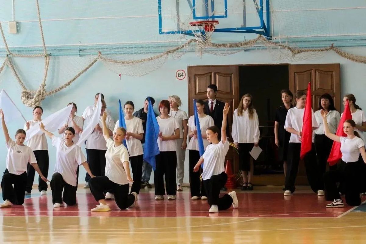 В рамках акции «Сообщи, где торгуют смертью» полицейские Оренбурга провели спортивно-интеллектуальное мероприятие В рамках акции «Сообщи, где торгуют смертью» полицейские Оренбурга провели спортивно-интеллектуальное мероприятие