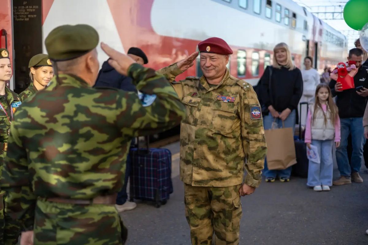 Оренбурженки одержали победу во Всероссийской игре «Девушки в погонах» Оренбурженки одержали победу во Всероссийской игре «Девушки в погонах»