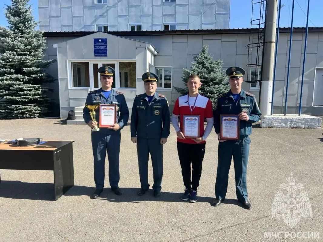 В 9 и 10 пожарно-спасательных отрядах прошли соревнования по гиревому спорту В 9 и 10 пожарно-спасательных отрядах прошли соревнования по гиревому спорту