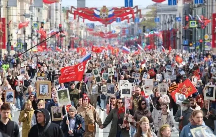 Майские могут стать непрерывными: в Общественной Палате РФ предложили забрать дни у февраля и ноября