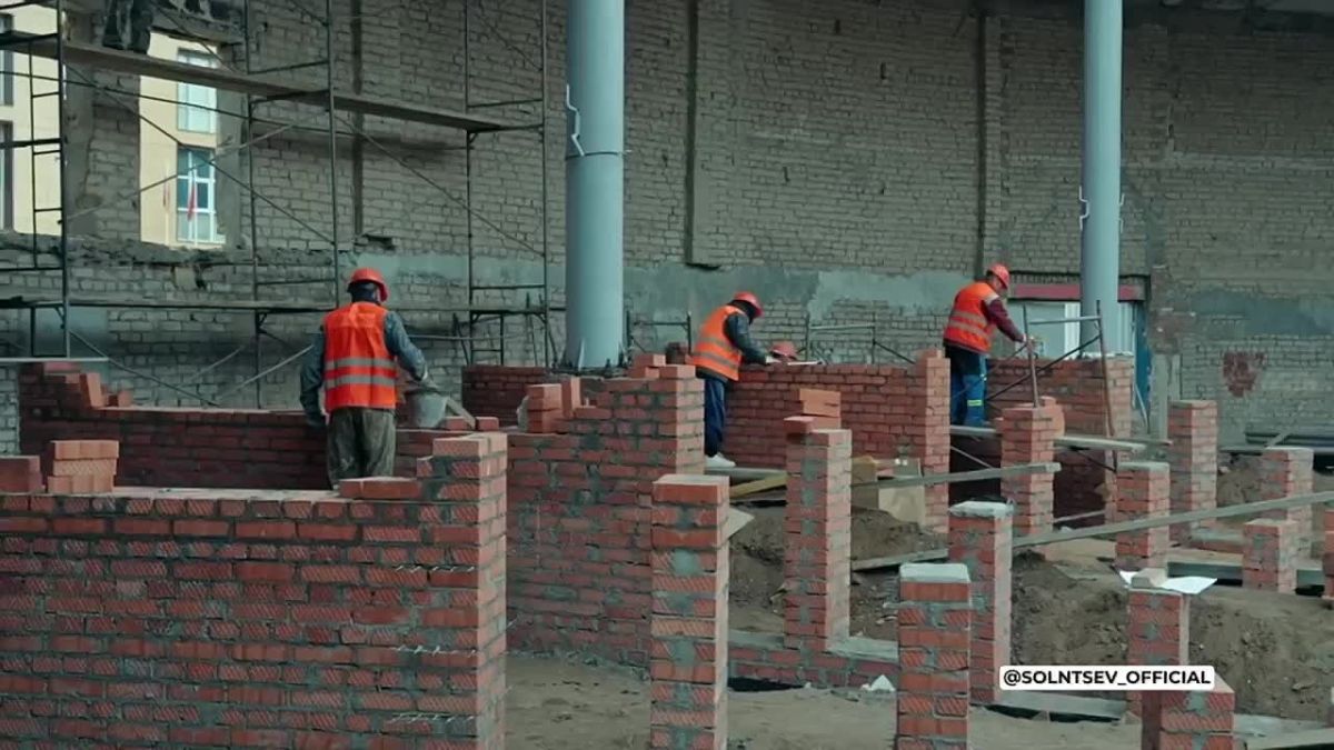 «Строители заканчивают разбор купола»: На каком этапе реконструкция цирка на Кобозева в Оренбурге?