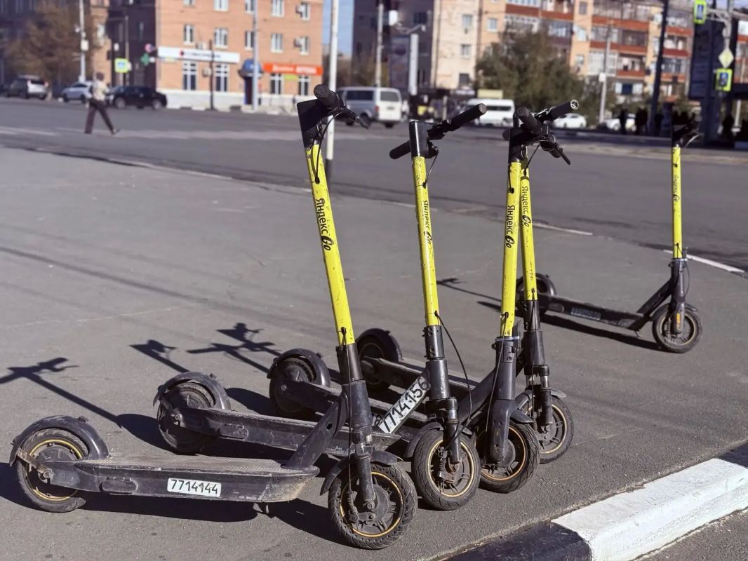 В Орске наводят порядок с электросамокатами