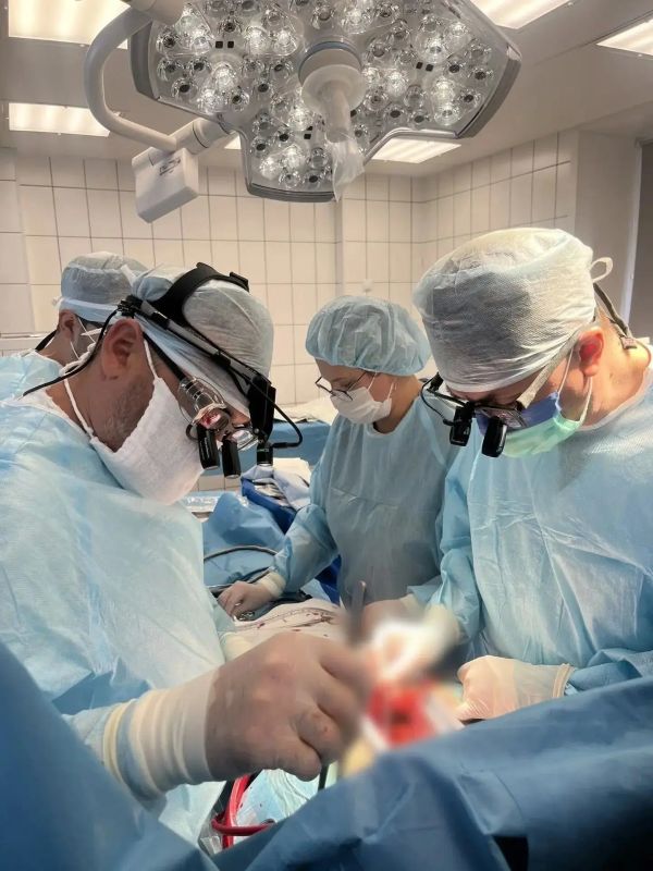 В Оренбурге внедряют современную технологию хирургического лечения пациентов с узким фиброзным кольцом аортального клапана В Оренбурге внедряют современную технологию хирургического лечения пациентов с узким фиброзным кольцом аортального клапана