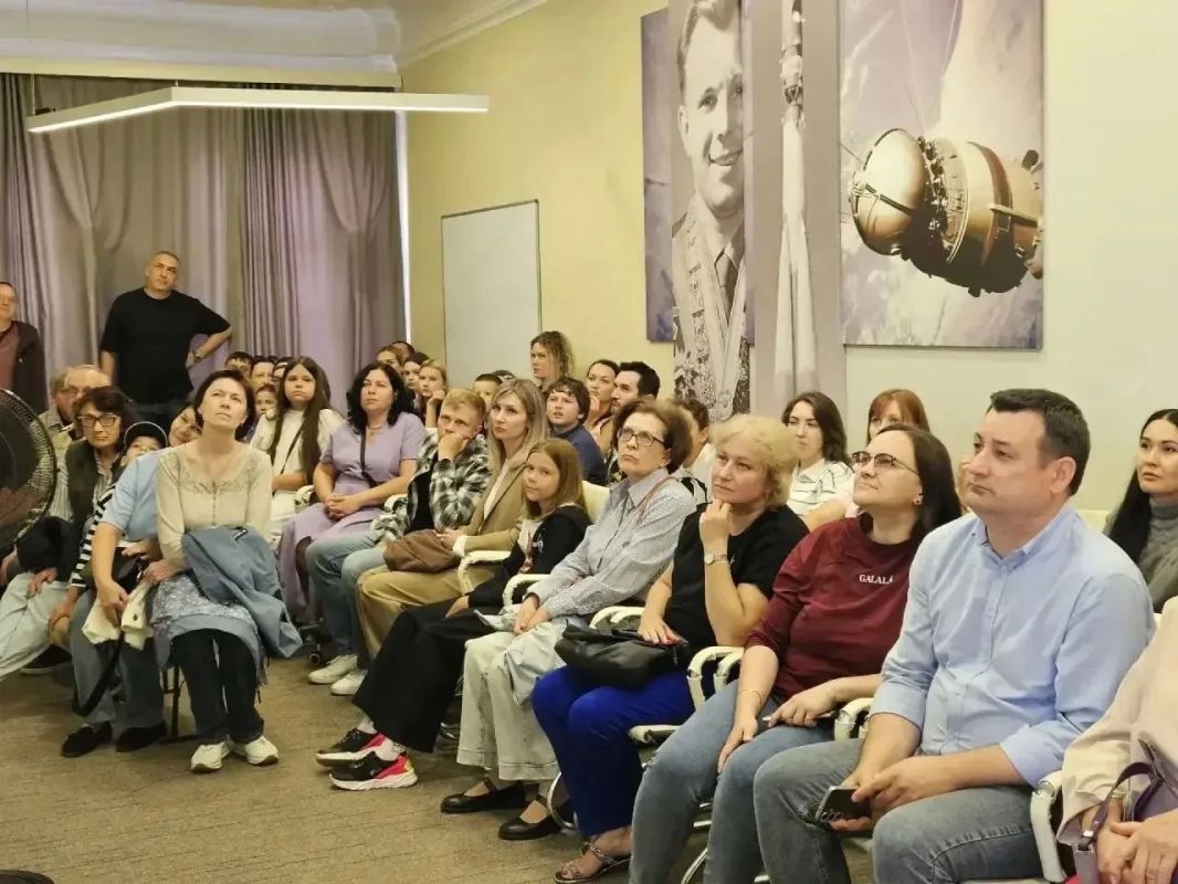 Кинопоказ ко Всемирной неделе космоса: «Дорога к звездам»