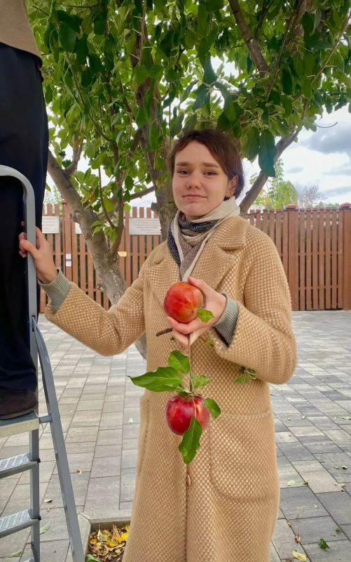 Не главный, но экспонат. В Доме-музее семьи Ростроповичей собрали урожай яблок Не главный, но экспонат. В Доме-музее семьи Ростроповичей собрали урожай яблок