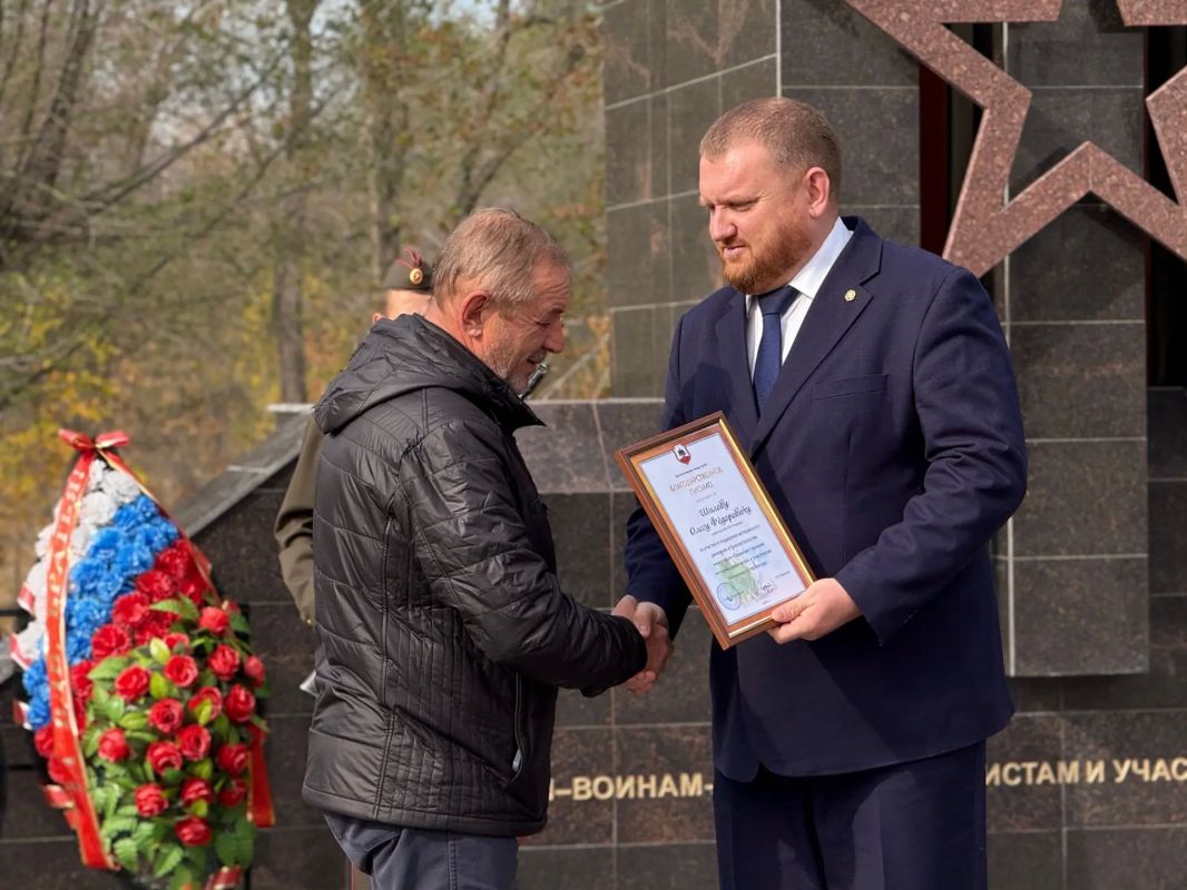 Сквер воинов-интернационалистов открыт после реконструкции Сквер воинов-интернационалистов открыт после реконструкции