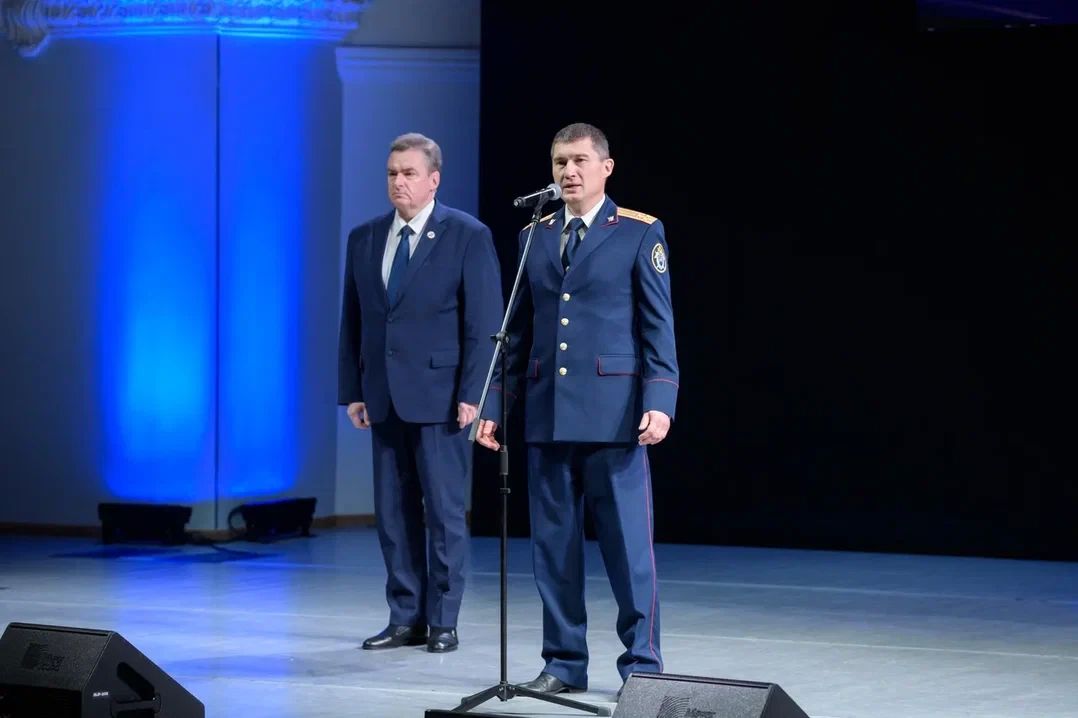 В Оренбурге прошел окружной этап Международного конкурса художественной самодеятельности Следственного комитета РФ В Оренбурге прошел окружной этап Международного конкурса художественной самодеятельности Следственного комитета РФ