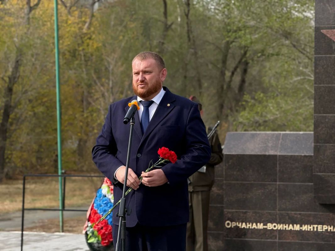 Сквер воинов-интернационалистов открыт после реконструкции Сквер воинов-интернационалистов открыт после реконструкции