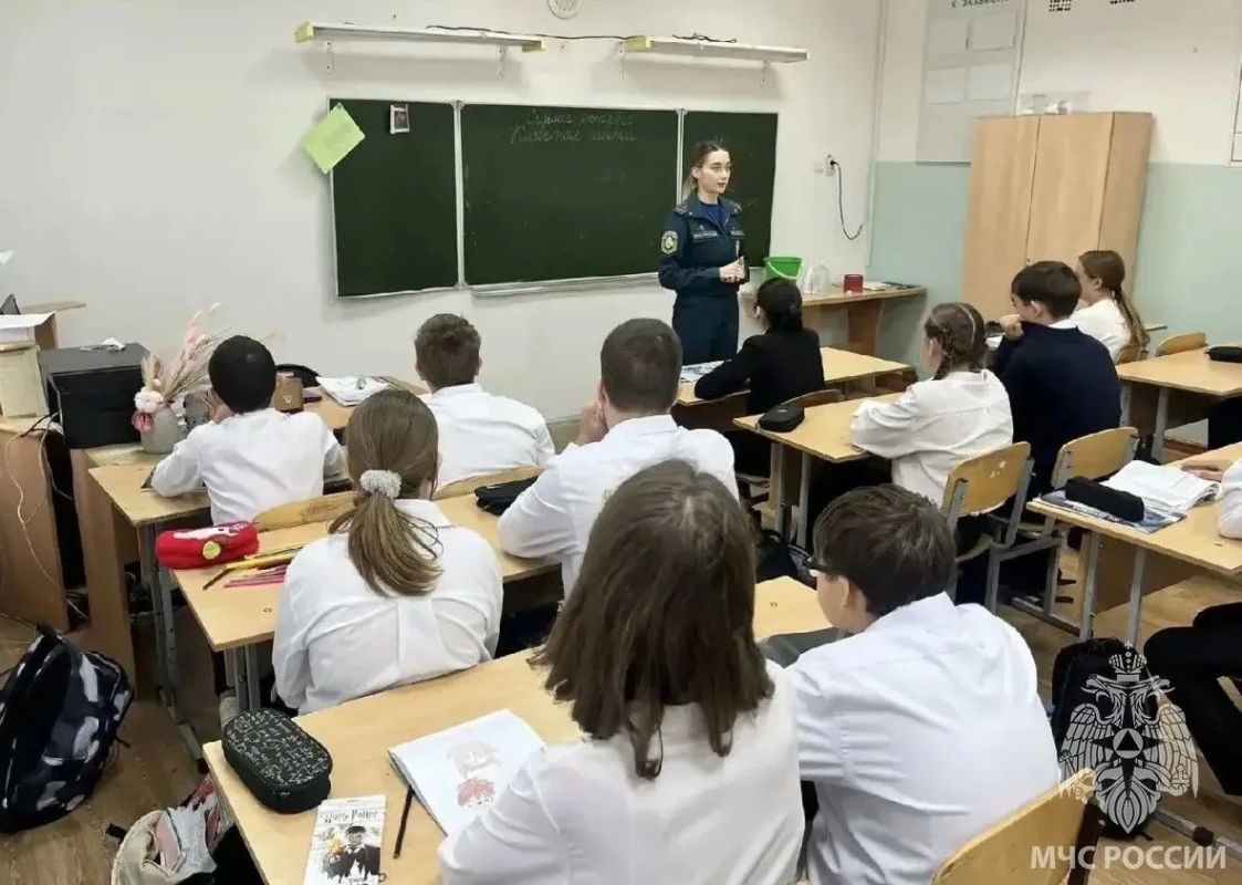 В Оренбургской области продолжается «Месячник безопасности детей» В Оренбургской области продолжается «Месячник безопасности детей»