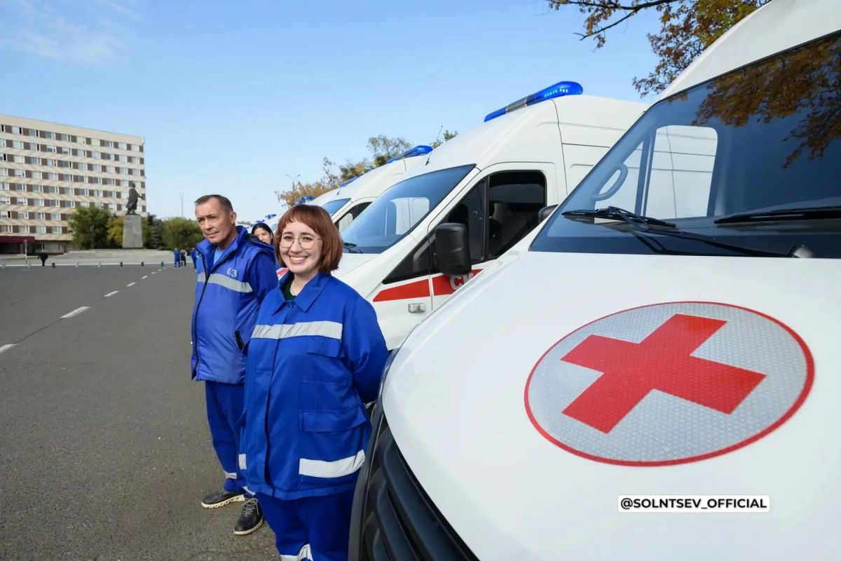 Еще 32 автомобиля появились в автопарке скорой помощи Оренбургской области Еще 32 автомобиля появились в автопарке скорой помощи Оренбургской области