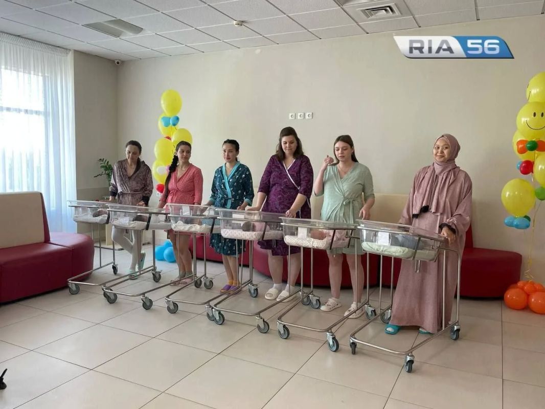 318 поводов для радости: как прошел сентябрь в роддоме на Орской