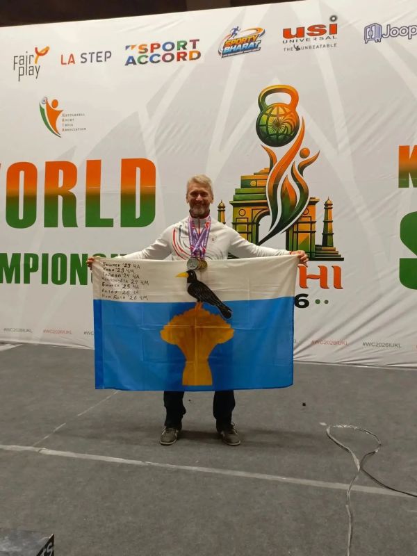 Отец Олег Быков из Бузулука — чемпион мира по гиревому спорту