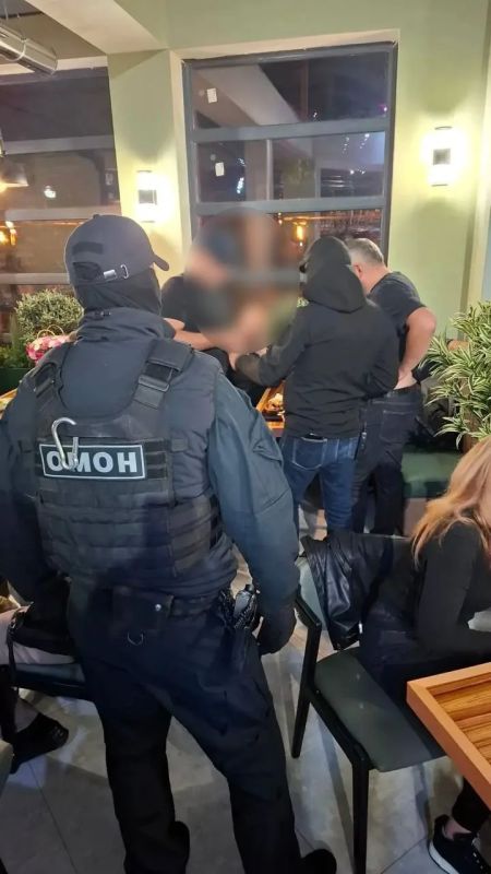 В Оренбурге полицейскими проведено профилактическое мероприятие в развлекательных заведениях города В Оренбурге полицейскими проведено профилактическое мероприятие в развлекательных заведениях города