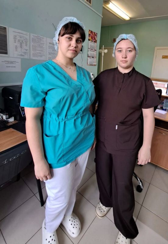 Два молодых специалиста пополнили сестринский коллектив хирургического отделения № 1 Бузулукской больницы скорой медицинской помощи им. академика Н.А. Семашко
