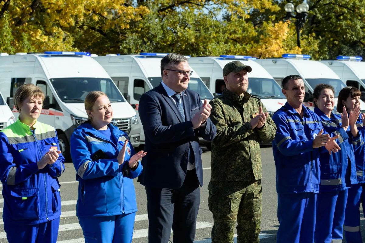 В Оренбурге состоялось торжественное мероприятие, посвященное обновлению автопарка Областной станции скорой медицинской помощи В Оренбурге состоялось торжественное мероприятие, посвященное обновлению автопарка Областной станции скорой медицинской помощи