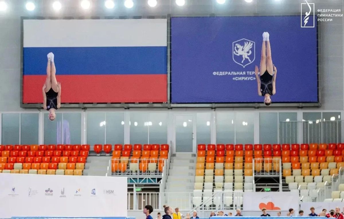 Спортсмены Оренбуржья завоевали медали первенства России по прыжкам на батуте и вошли в сборную страны Спортсмены Оренбуржья завоевали медали первенства России по прыжкам на батуте и вошли в сборную страны