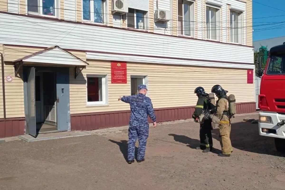 В Оренбургской области росгвардейцы приняли участие в пожарно-тактическом занятии В Оренбургской области росгвардейцы приняли участие в пожарно-тактическом занятии