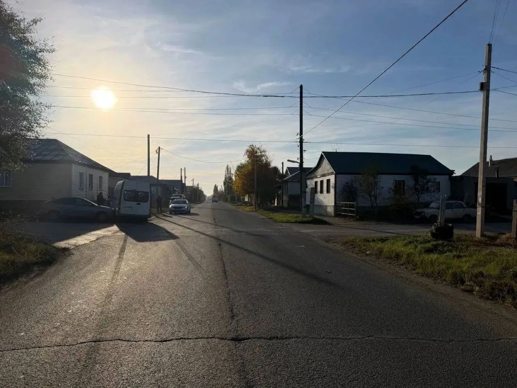 Сотрудники Госавтоинспекции города Орска проводят проверку по факту ДТП в результате которого пострадал несовершеннолетний пассажир Сотрудники Госавтоинспекции города Орска проводят проверку по факту ДТП в результате которого пострадал несовершеннолетний пассажир