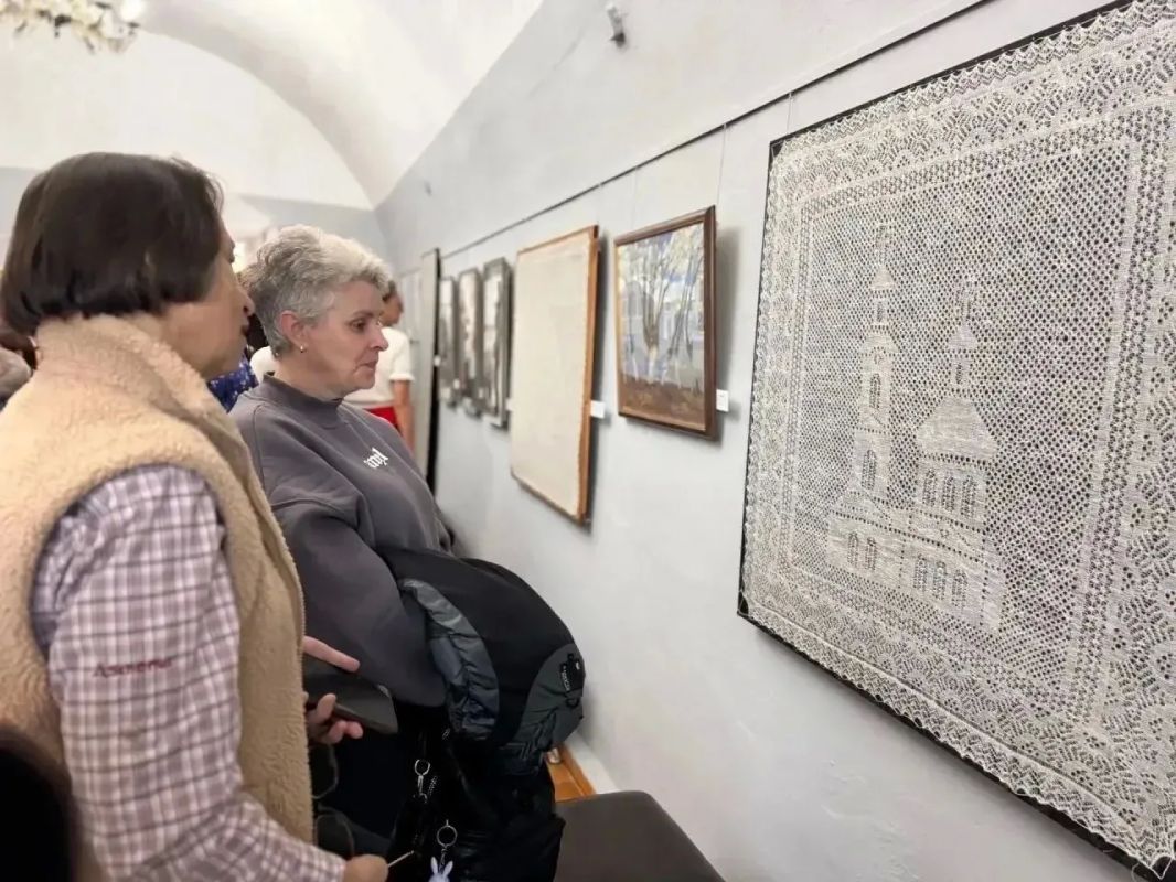 «Перезагрузка традиций»: в Музее истории Оренбурга открылась выставка молодых талантов «Перезагрузка традиций»: в Музее истории Оренбурга открылась выставка молодых талантов