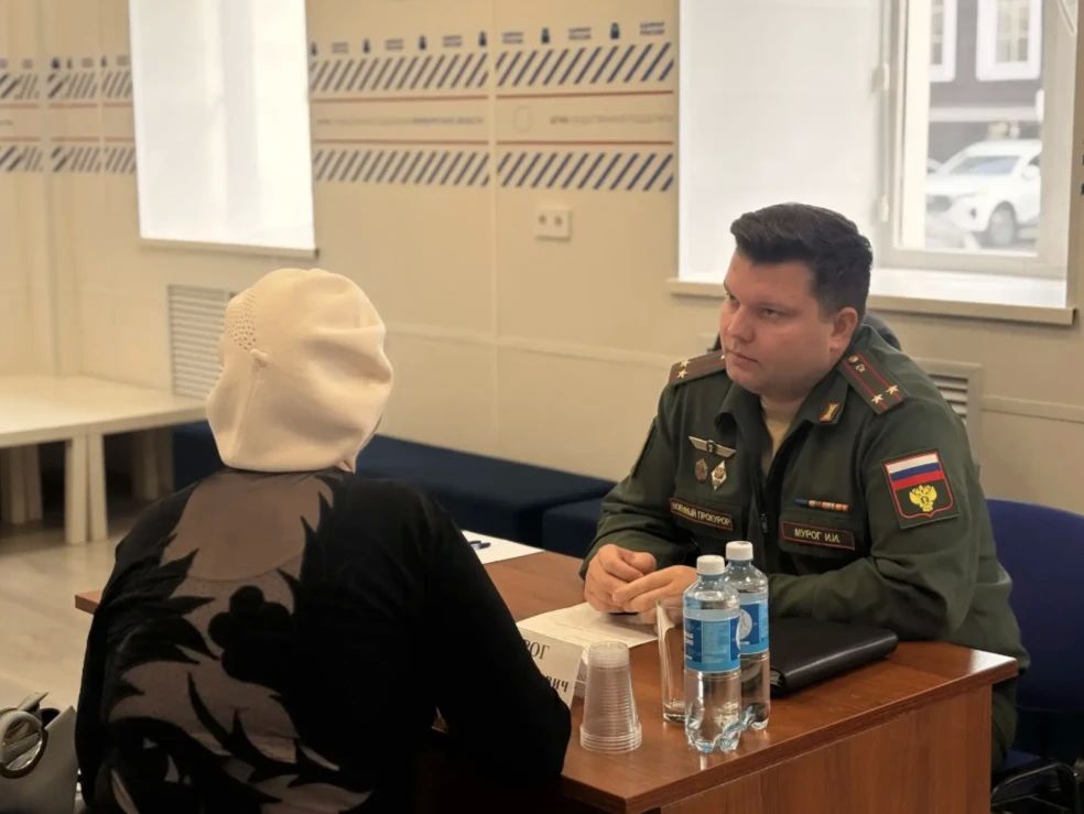 Единый день приёма участников СВО — за поддержкой всё чаще приходят целыми семьями Единый день приёма участников СВО — за поддержкой всё чаще приходят целыми семьями