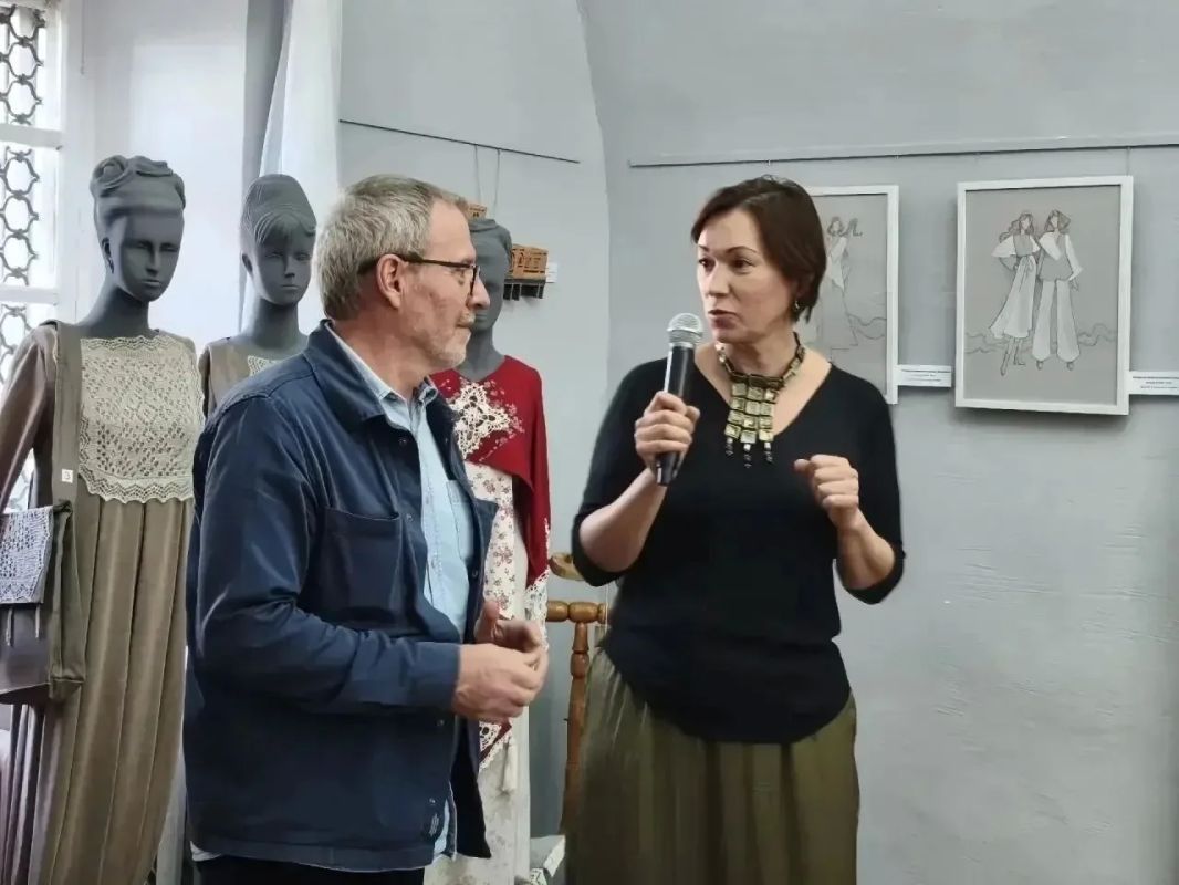 «Перезагрузка традиций»: в Музее истории Оренбурга открылась выставка молодых талантов «Перезагрузка традиций»: в Музее истории Оренбурга открылась выставка молодых талантов
