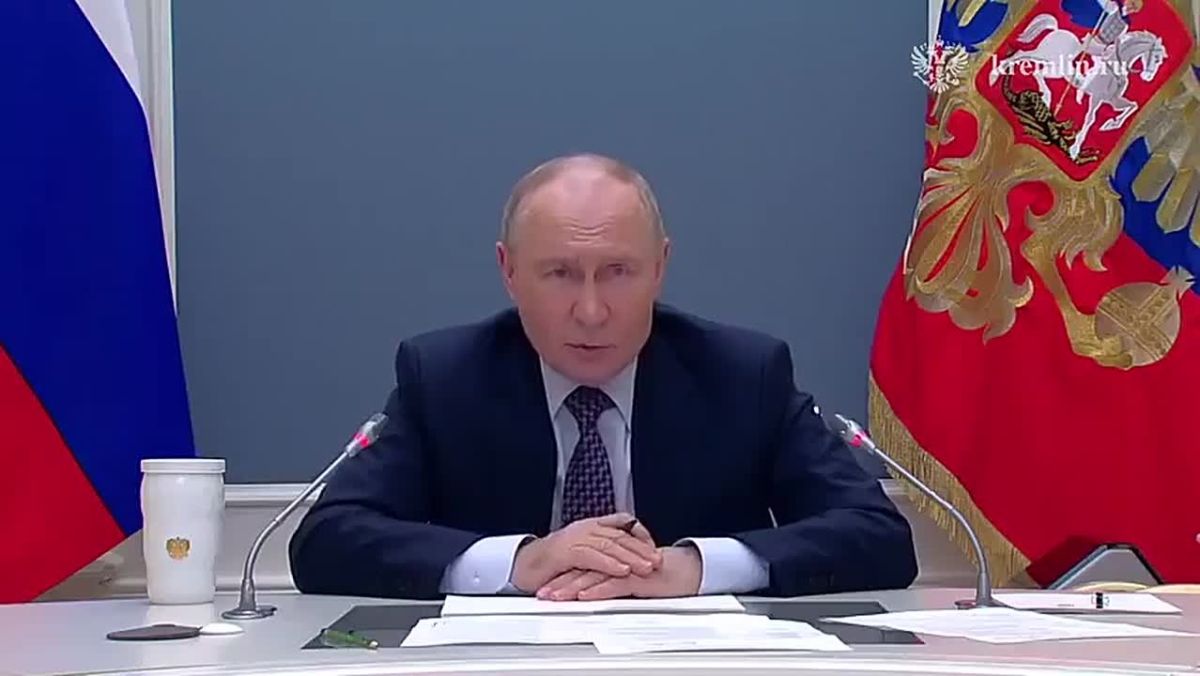 Владимир Путин на встрече с представителями «Деловой России» высказался о законе, запрещающем строительство в зонах затопления и подтопления Глава государства отметил, что Россия оказывает пострадавшим от паводков прямую...