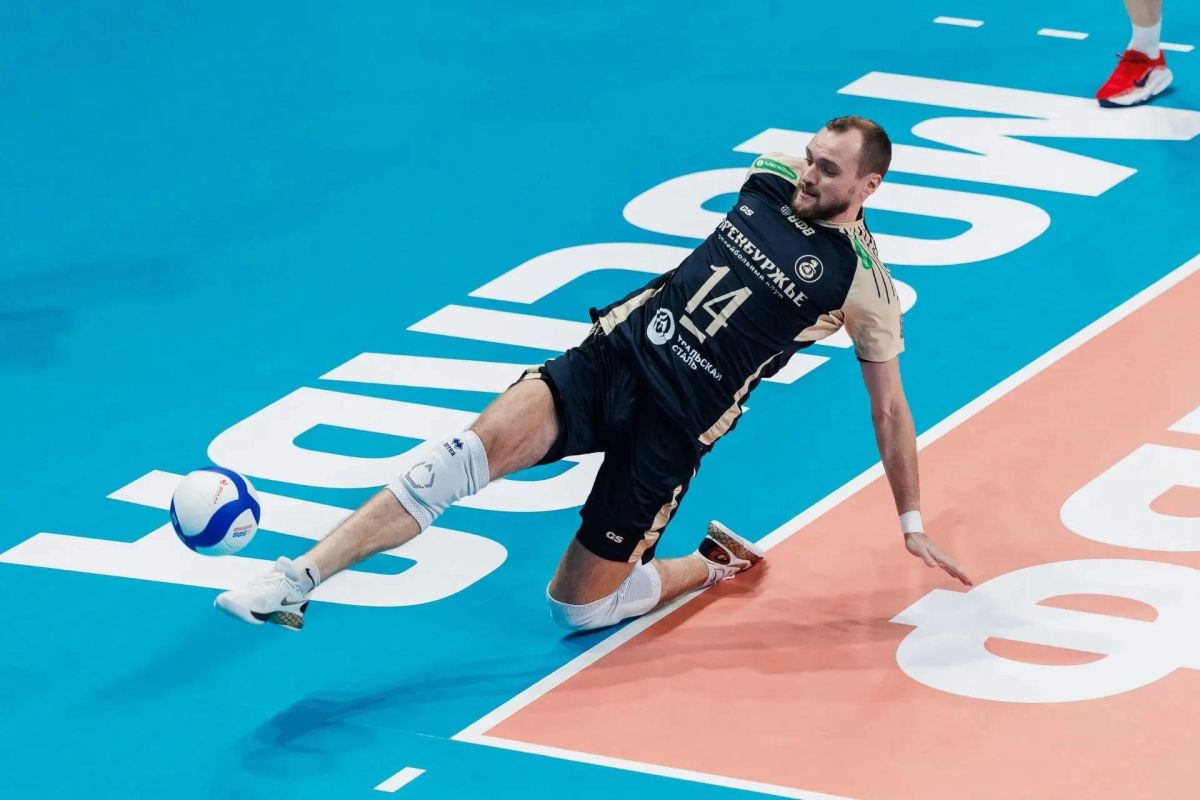 Волейбольный клуб «Оренбуржье» одержал победу в стартовом матче чемпионата России Волейбольный клуб «Оренбуржье» одержал победу в стартовом матче чемпионата России