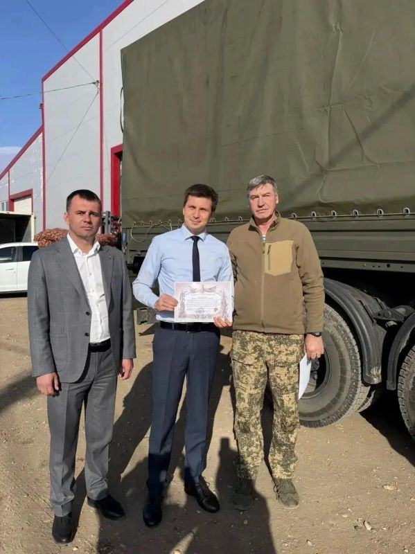 Участникам СВО передали 10 тонн картофеля сотрудники Соль-Илецкой и Акбулакской больниц Участникам СВО передали 10 тонн картофеля сотрудники Соль-Илецкой и Акбулакской больниц