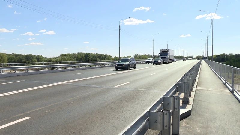Испытание конструкции: мост через Урал в Оренбурге закроют для транспорта в ночь на 24 октября