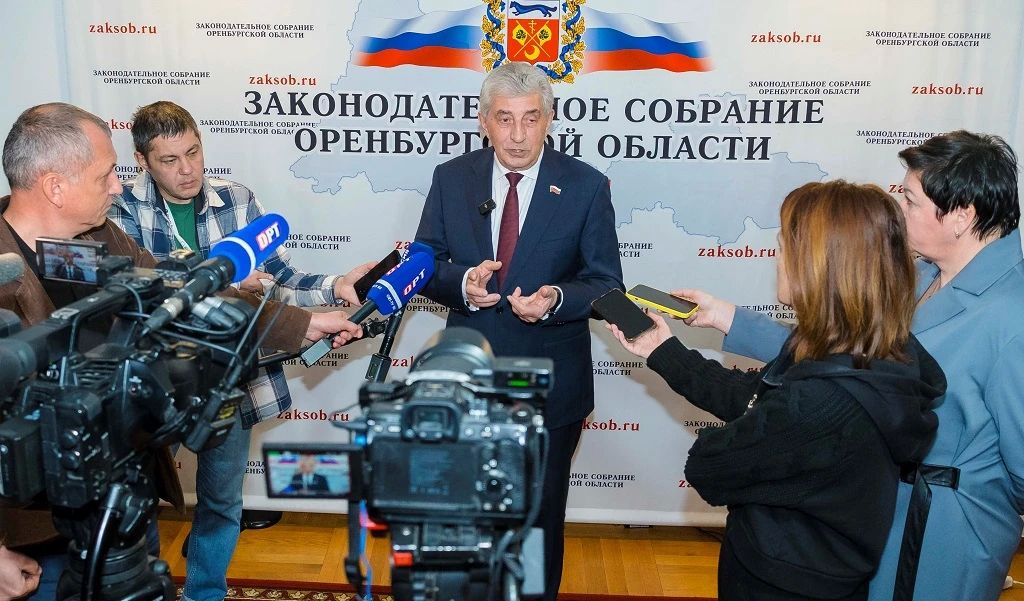 Оренбургские депутаты предложили на федеральном уровне поддержать семьи работников сельхозпредприятий
