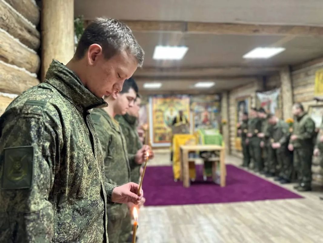 Плечом к плечу: единство конфессий на передовой Плечом к плечу: единство конфессий на передовой