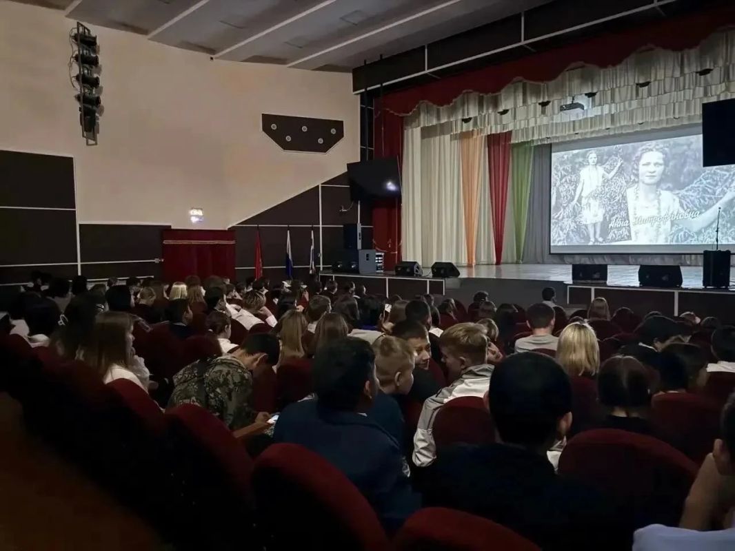 Более 200 школьников Оренбуржья присоединились к проекту «Великий спорт» Более 200 школьников Оренбуржья присоединились к проекту «Великий спорт»