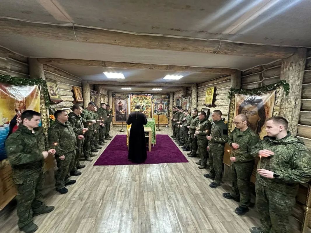 Плечом к плечу: единство конфессий на передовой Плечом к плечу: единство конфессий на передовой