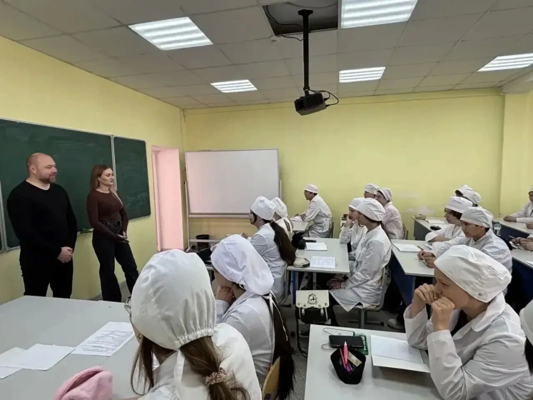 Скорая Оренбуржья: встреча со студентами ООМК — инвестиция в будущее службы Скорая Оренбуржья: встреча со студентами ООМК — инвестиция в будущее службы