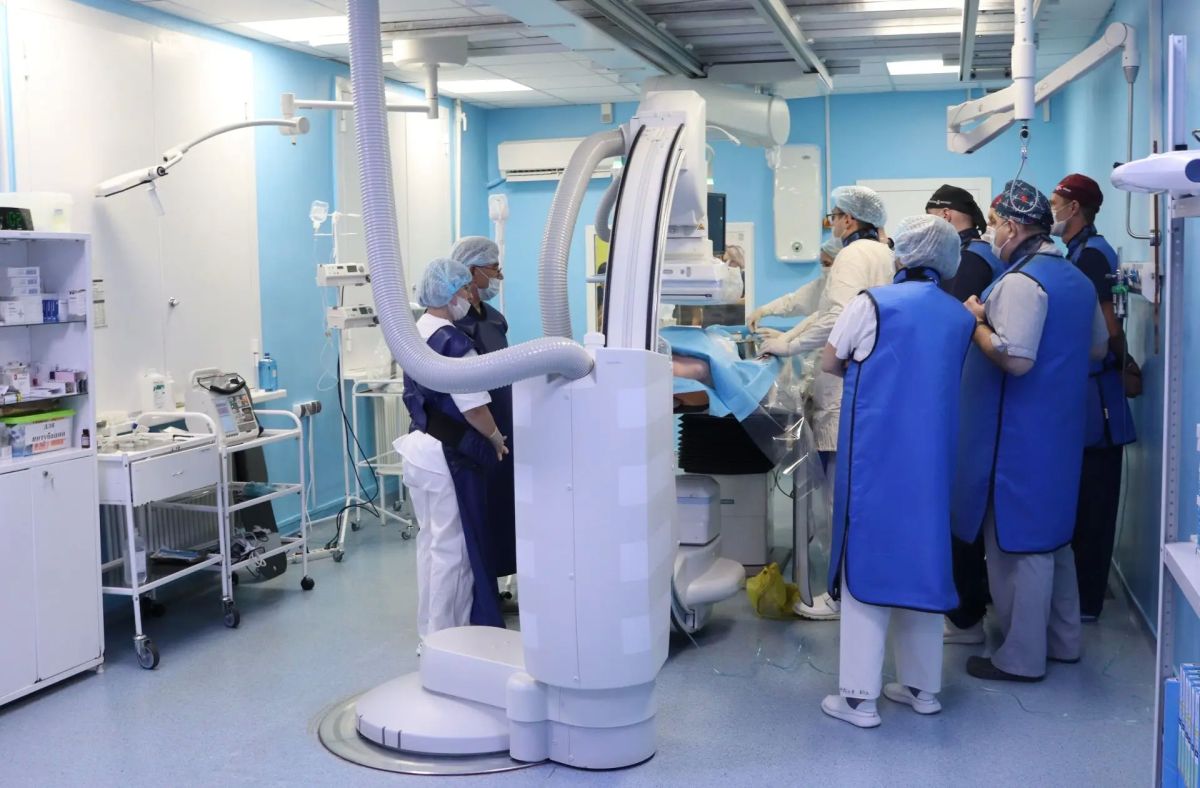 На базе Бузулукской больницы скорой медицинской помощи им. академика Н.А. Семашко состоялись обучающий семинар и мастер-класс по выполнению органосохраняющей операции – эмболизации маточных артерий На базе Бузулукской больницы скорой медицинской помощи им. академика Н.А. Семашко состоялись обучающий семинар и мастер-класс по выполнению органосохраняющей операции – эмболизации маточных артерий