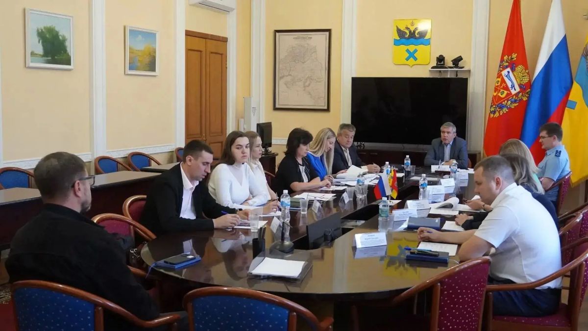В Оренбурге обсудили меры по борьбе с нелегальной занятостью В Оренбурге обсудили меры по борьбе с нелегальной занятостью