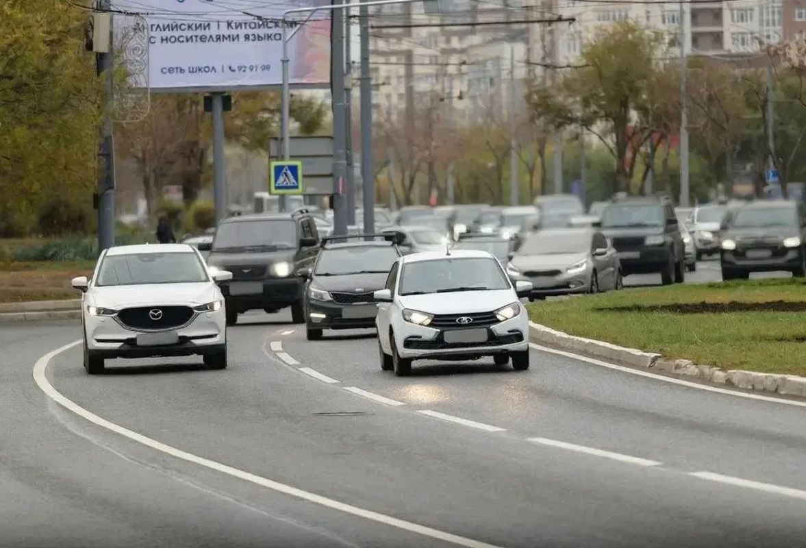 Евгений Солнцев поздравил автомобилистов с праздником Евгений Солнцев поздравил автомобилистов с праздником