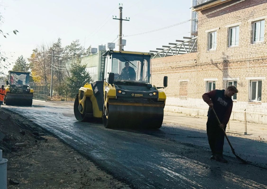 На улице Пионерской в Старом городе ремонтируют дорогу