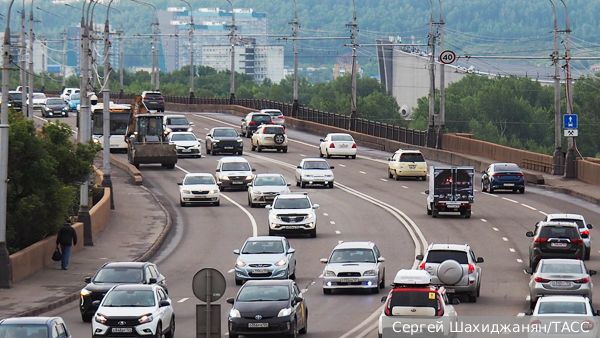 Обновление стандартов: автомобильные номера без триколора под вниманием властей