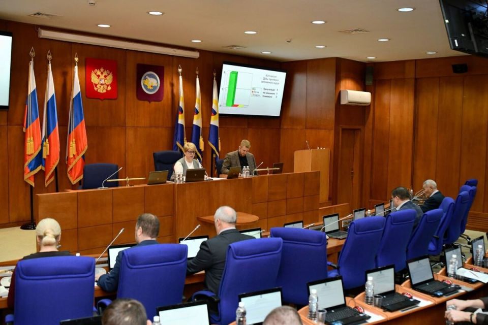 Чукотка поддерживает образование и спорт: новые законы для региона