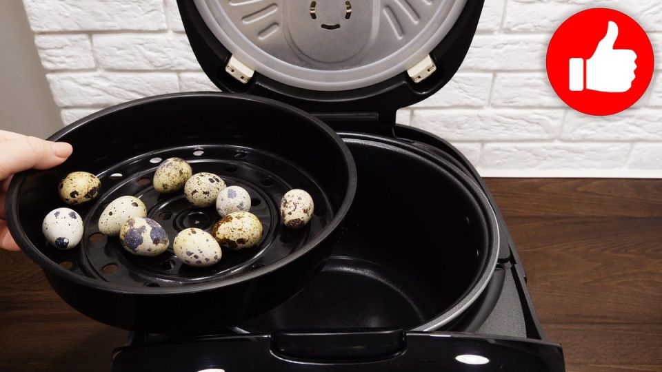 Перепелиные яйца в мультиварке: простой обед или ужин без лишних хлопот